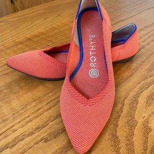 Beautiful orange Rothy’s flat size 6